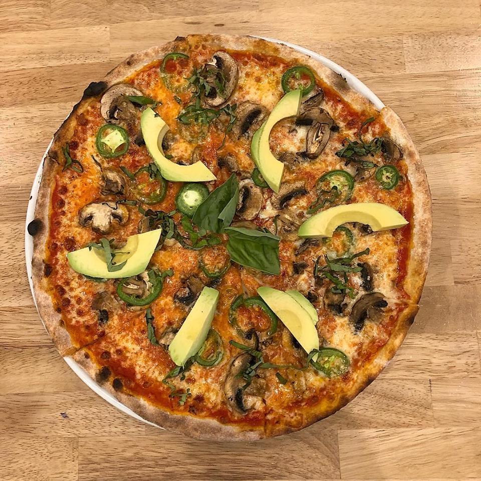 Mister O1 Extraordinary Pizza Restaurant in Miami Beach, Pizzeria